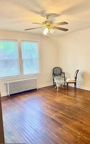 1424 Staples St NE #1 — Photo 2