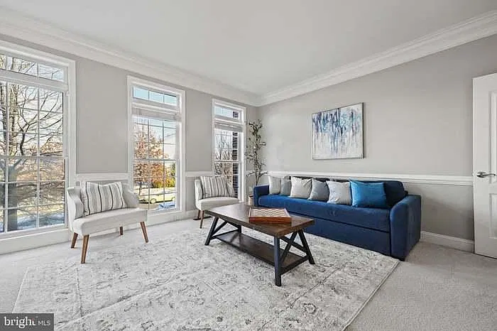 3 bed, 3.5 bath, 2452 sqft, $3,275 — Photo 4