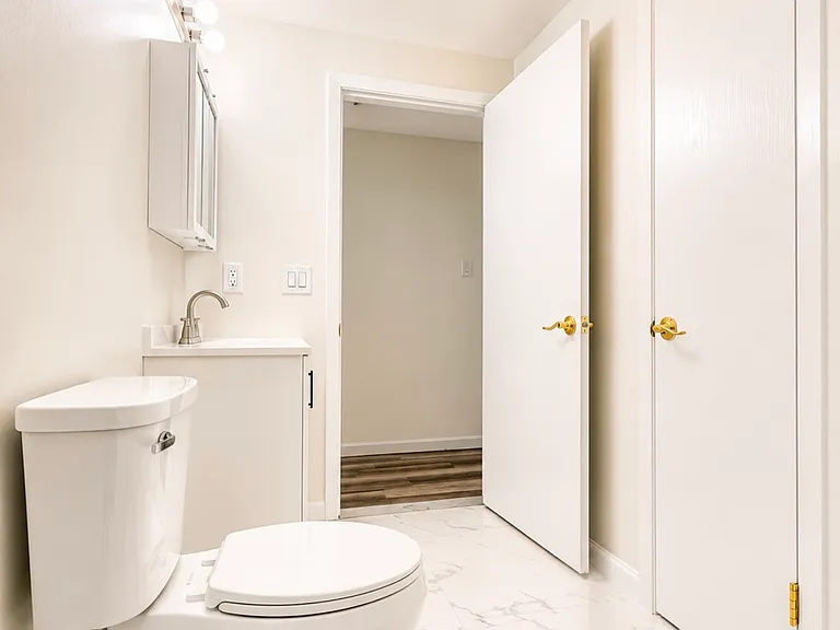 304 Lake Crystalbrook Dr — Photo 19