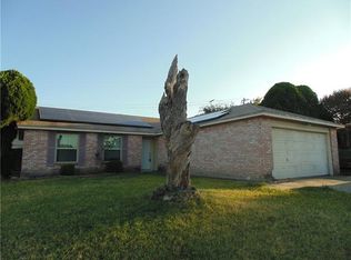 10101 High Bluff Dr, Fort Worth, TX 76108