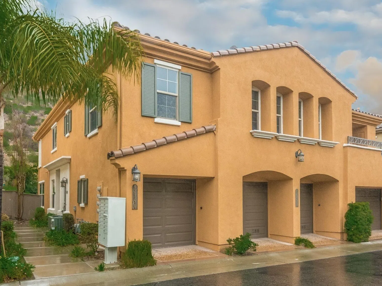 2790 Bellezza Dr — Photo 1