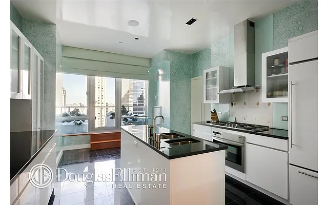 Rented by Douglas Elliman | media 39
