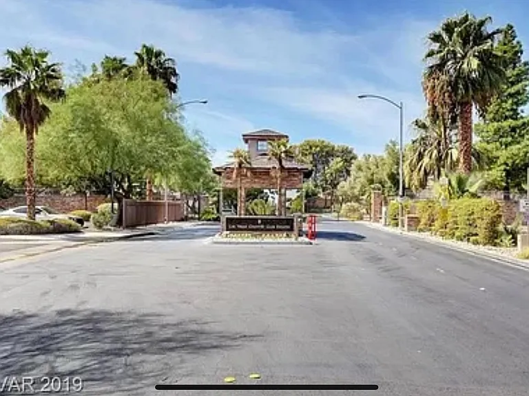 Entrance to the community