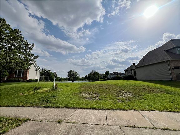 5th image of 4309 Stonebridge Ct