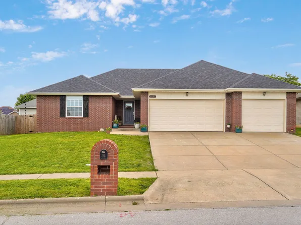 5423 Basswood Court W, Springfield, MO 65802