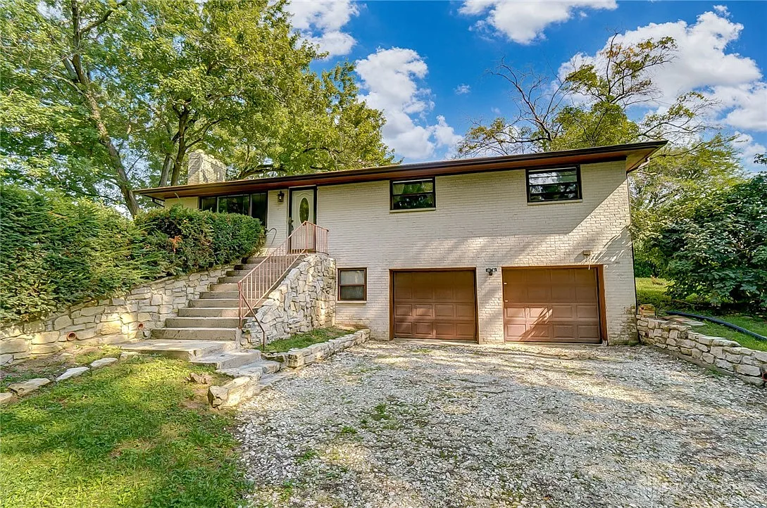 5241 Shiloh Springs Rd photo 1