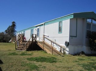 115 Island Rd, Rockport, TX 78382