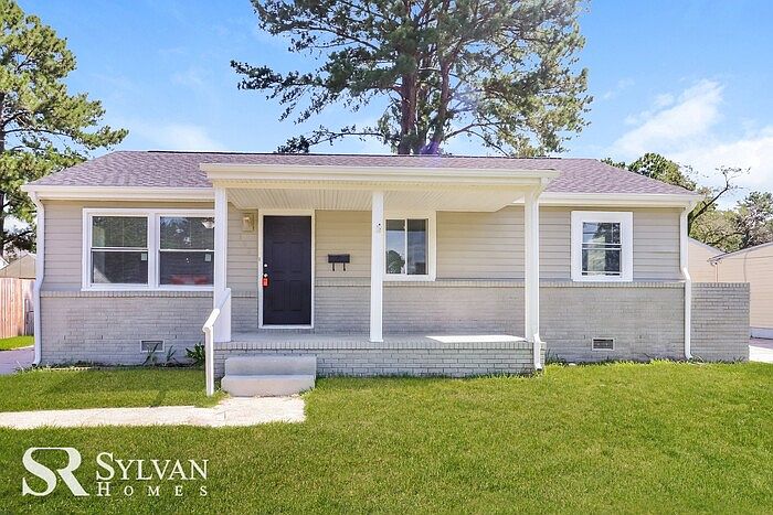 1st image of 102 Laurie Ln