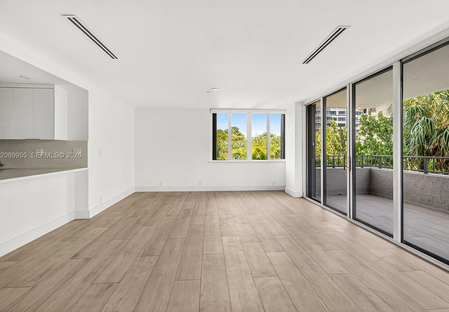 Key Colony No 2 Condo — Photo 3