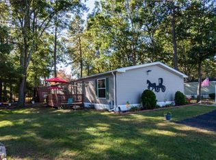 5 Kelly Ln, Coventry, RI 02816