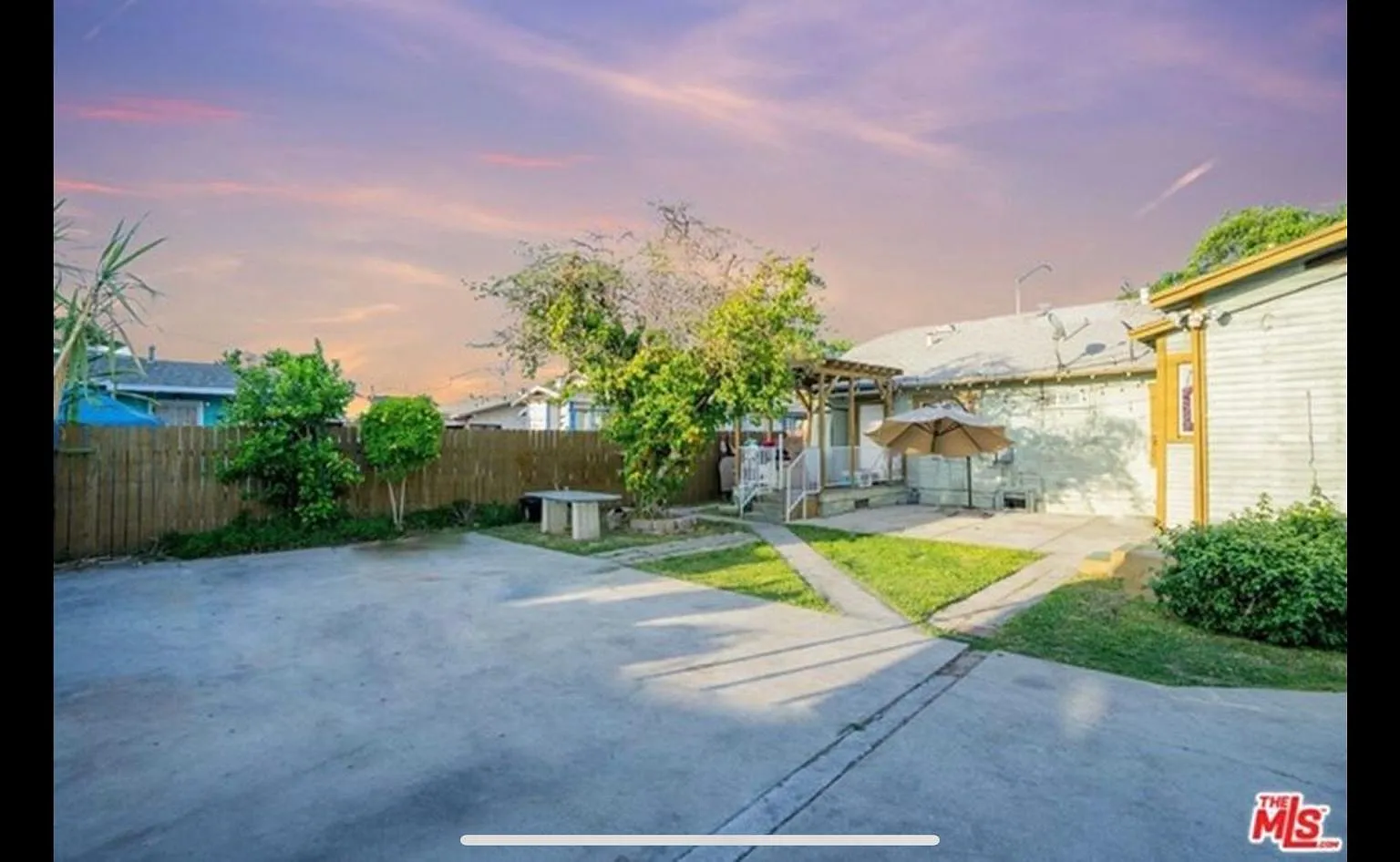 Miles Ave, Huntington Park — Photo 1