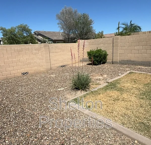 15192 W Columbine Dr — Photo 10