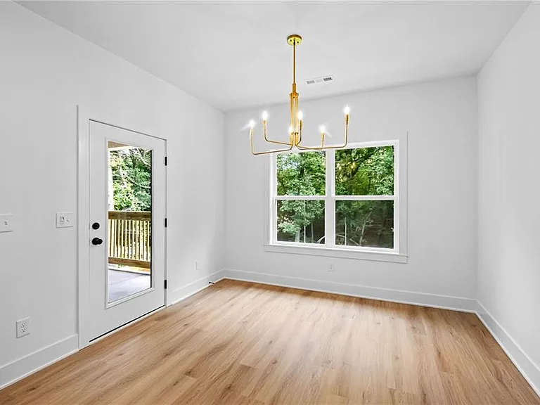 6 Tarland Ln — Photo 10