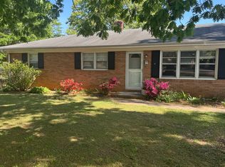 203 Fain Dr, Boiling Springs, SC 29316