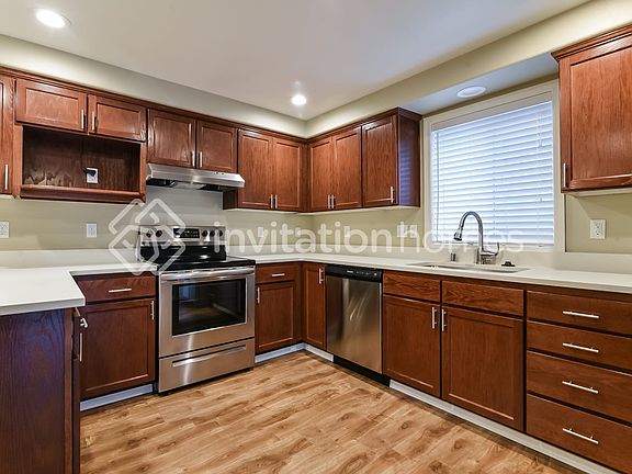 5th image of 4735 145th St NE