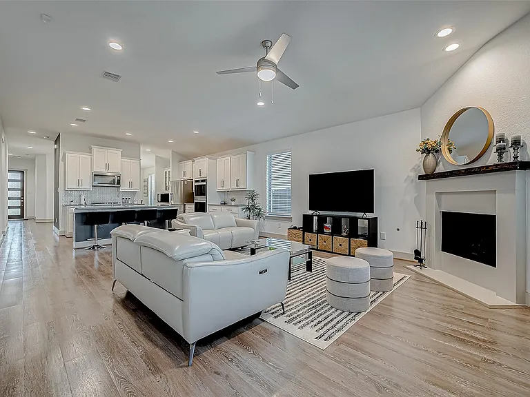 3802 Colorado Bend Dr — Photo 11