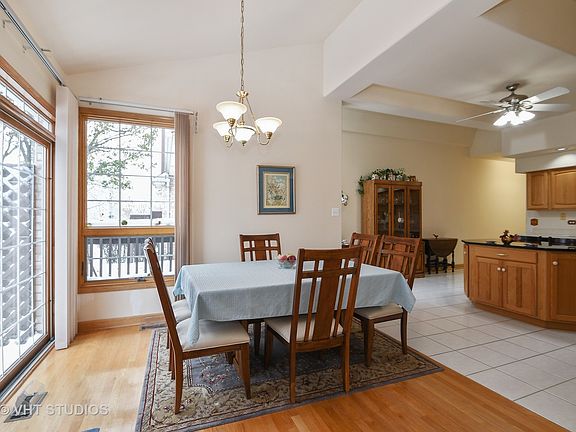 4th image of 5 Moorings Dr