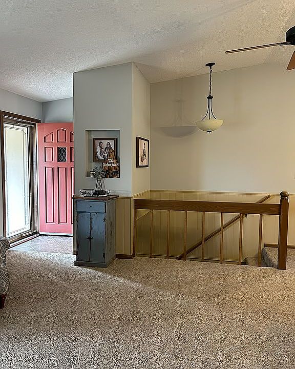 302 Park Rd, Hesston, KS 67062 Zillow