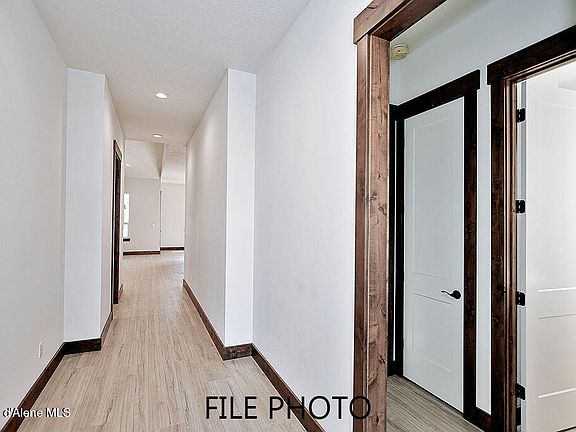 2nd image of 4476 E Savea Ln