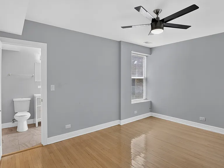 6629 S Ingleside Ave #2 — Photo 23