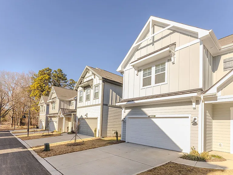 Tessa Matthews Homes, Townhomes and Apartments — Photo 45