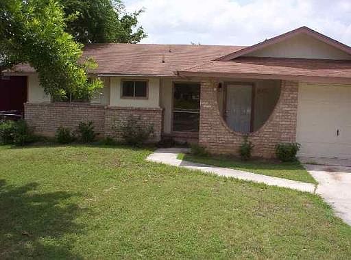 2nd image of 2323 FAIRHILL DR