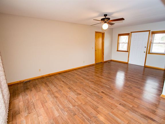 Laminate wood floors in Family room and breakfast nook area
