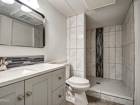 3rd image of 19217 N CARNATION Drive