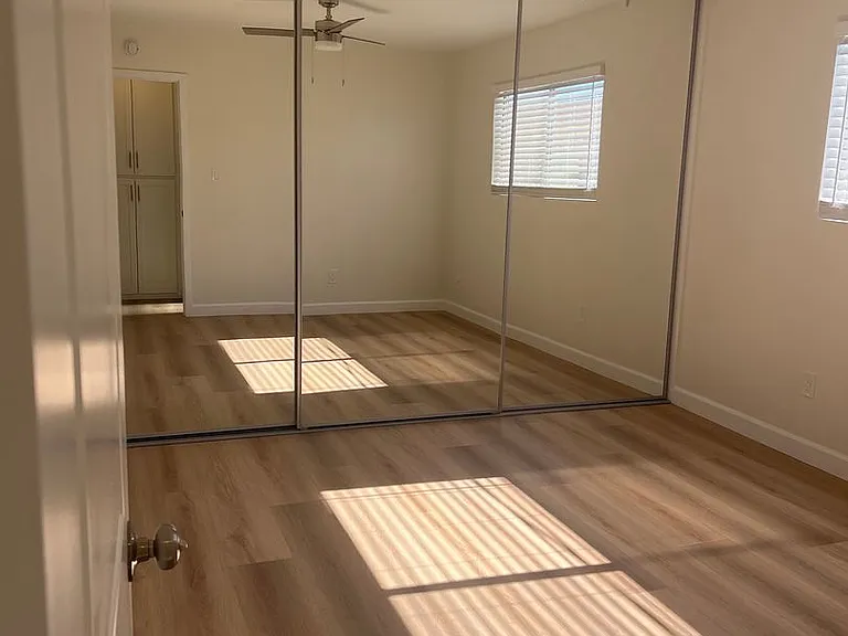 CSD - 1504 Robinson Avenue — Photo 14
