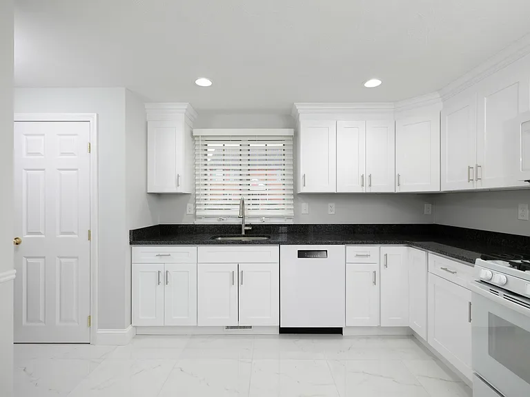 14 Eugene Way #1 — Photo 2
