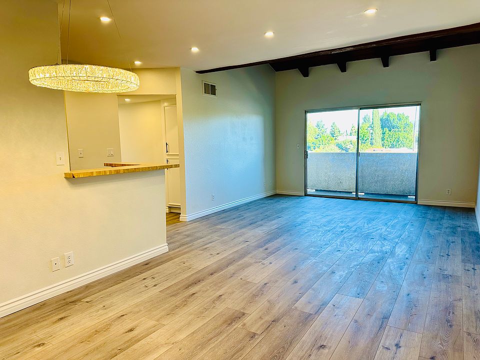 1st image of 10636 Woodley Ave Unit 36