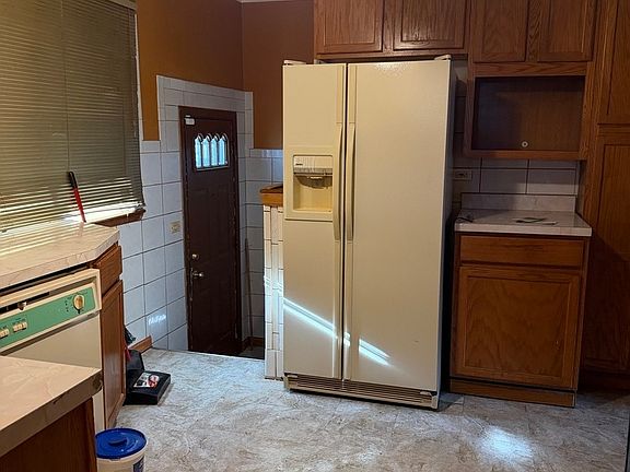 2nd image of 4452 S Lawler Ave
