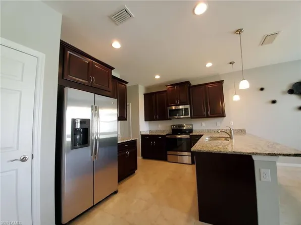 3878 Burrfield St, Fort Myers, FL 33916