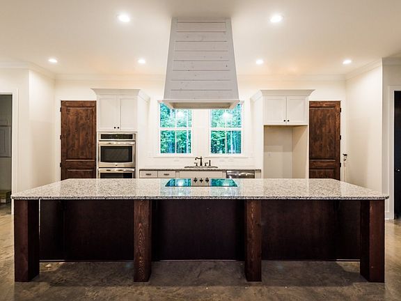 Oversized center island