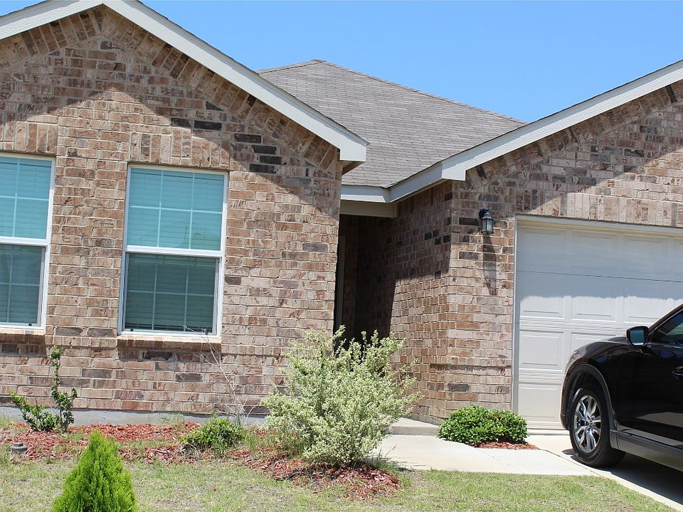 1st image of 1501 Waggoner Dr