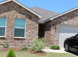 1501 Waggoner Dr, Aubrey, TX 76227