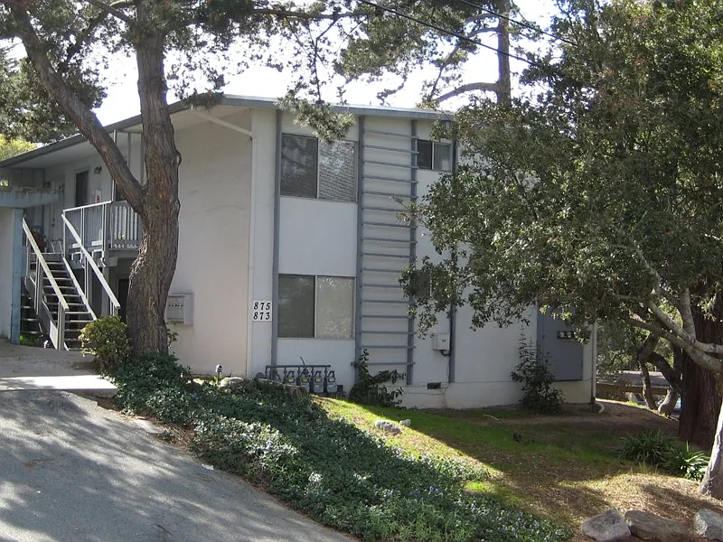 873 Lyndon St