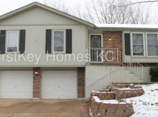 1411 N Millburn Ave, Independence, MO 64056