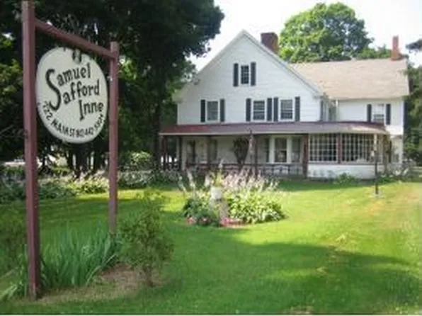 722 Main St, Bennington, VT 05201