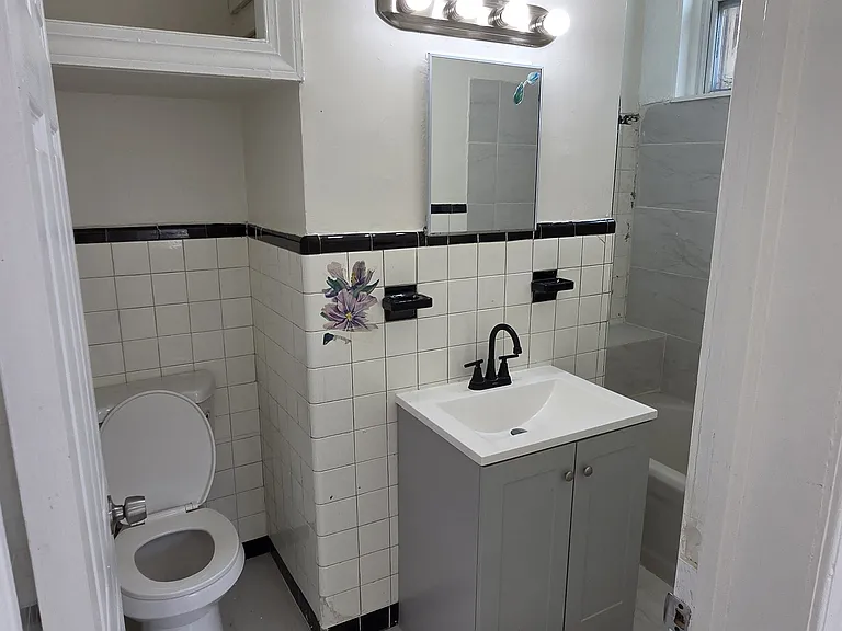 628 Greenwood Ave #1 — Photo 2