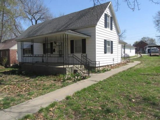412 N Garfield Ave Chanute Ks 66720 Mls 41751 Zillow