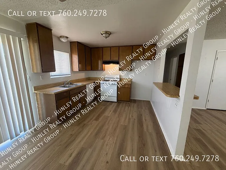 15975 Calandria Way — Photo 4