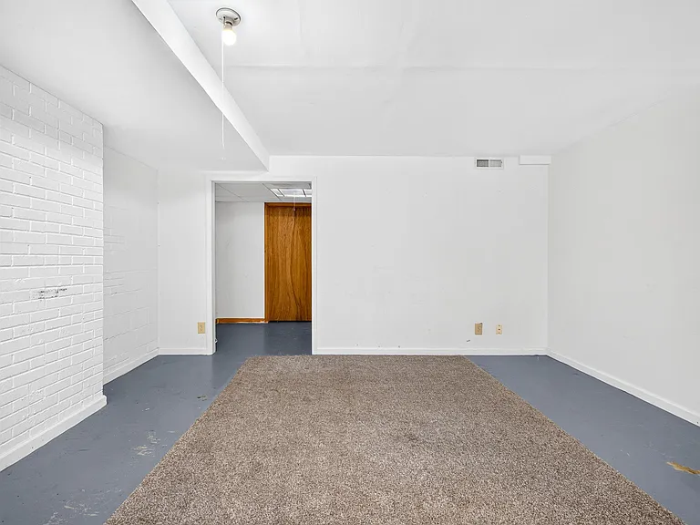 225 Harvest Dr — Photo 39