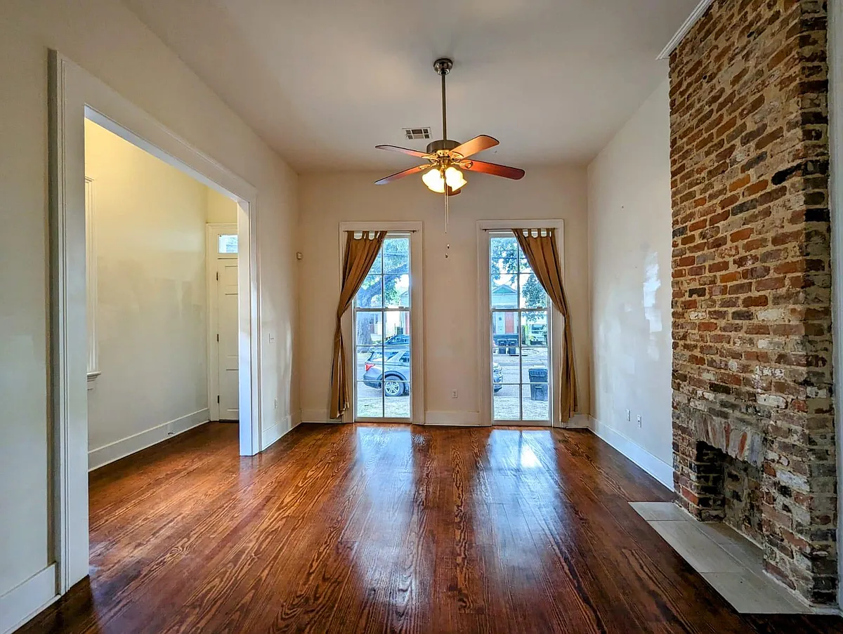Photo 2 of 16 - 2415 Bienville St - New Orleans, LA Building Photo - 2415 Bienville St