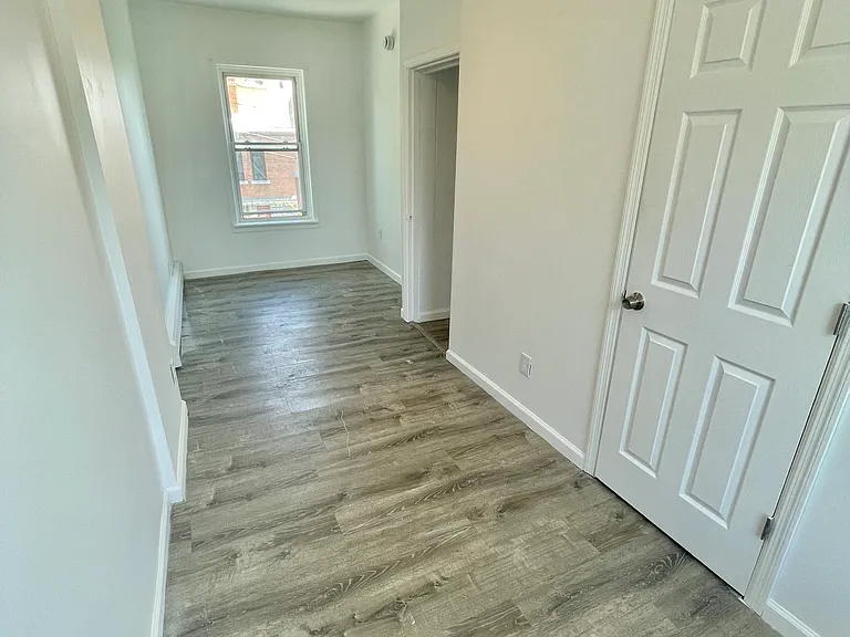 84 Willow St #2 — Photo 3