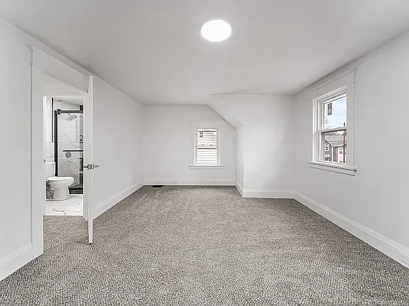 1111 W 5th St — Photo 10