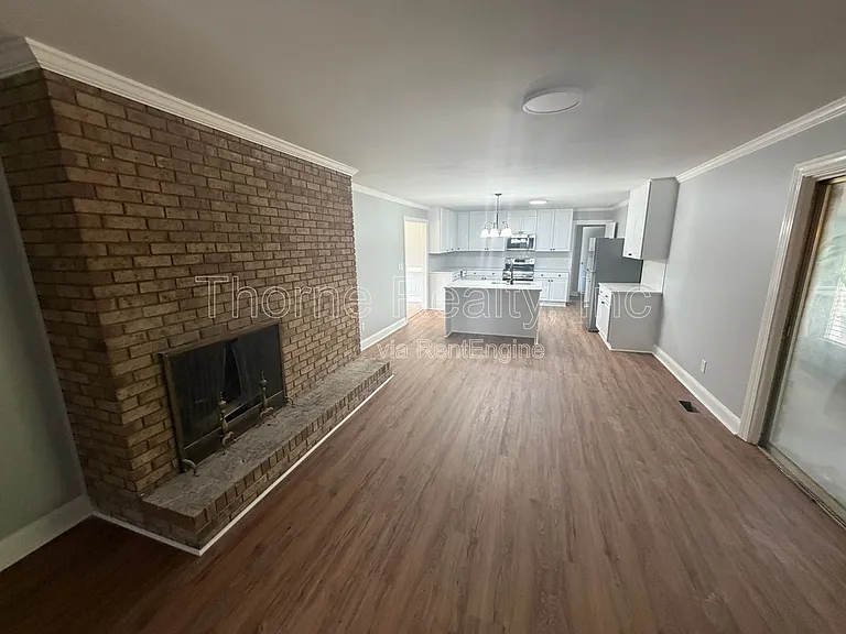 1600 King Cir — Photo 13