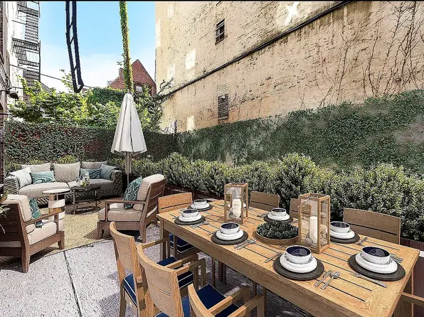 400 6th Avenue image 1 of 9