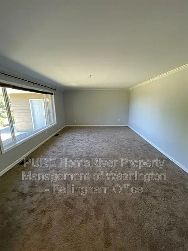 3 bed, 2.5 bath, 1732 sqft, $2,875 — Photo 4