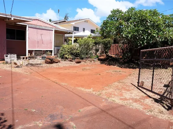91-921 Hanakahi St, Ewa Beach, HI 96706